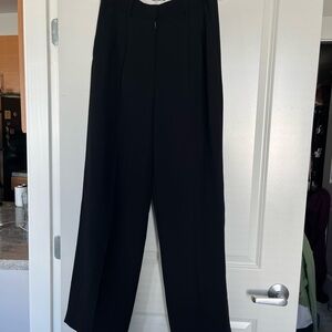 Aritzia black Effortless Pants